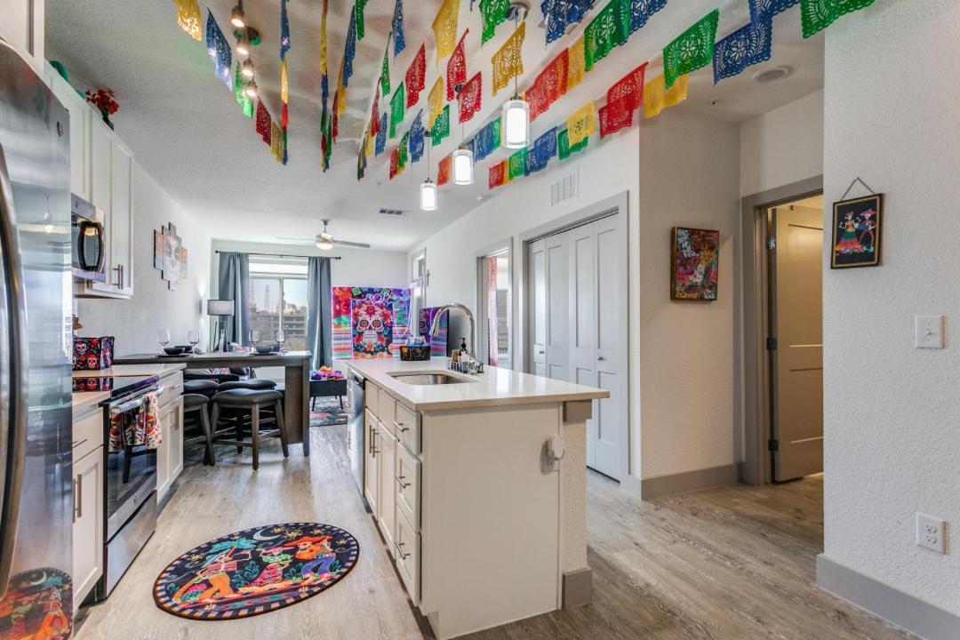 Viva Fiesta Condo On San Antonio Riverwalk Bagian luar foto